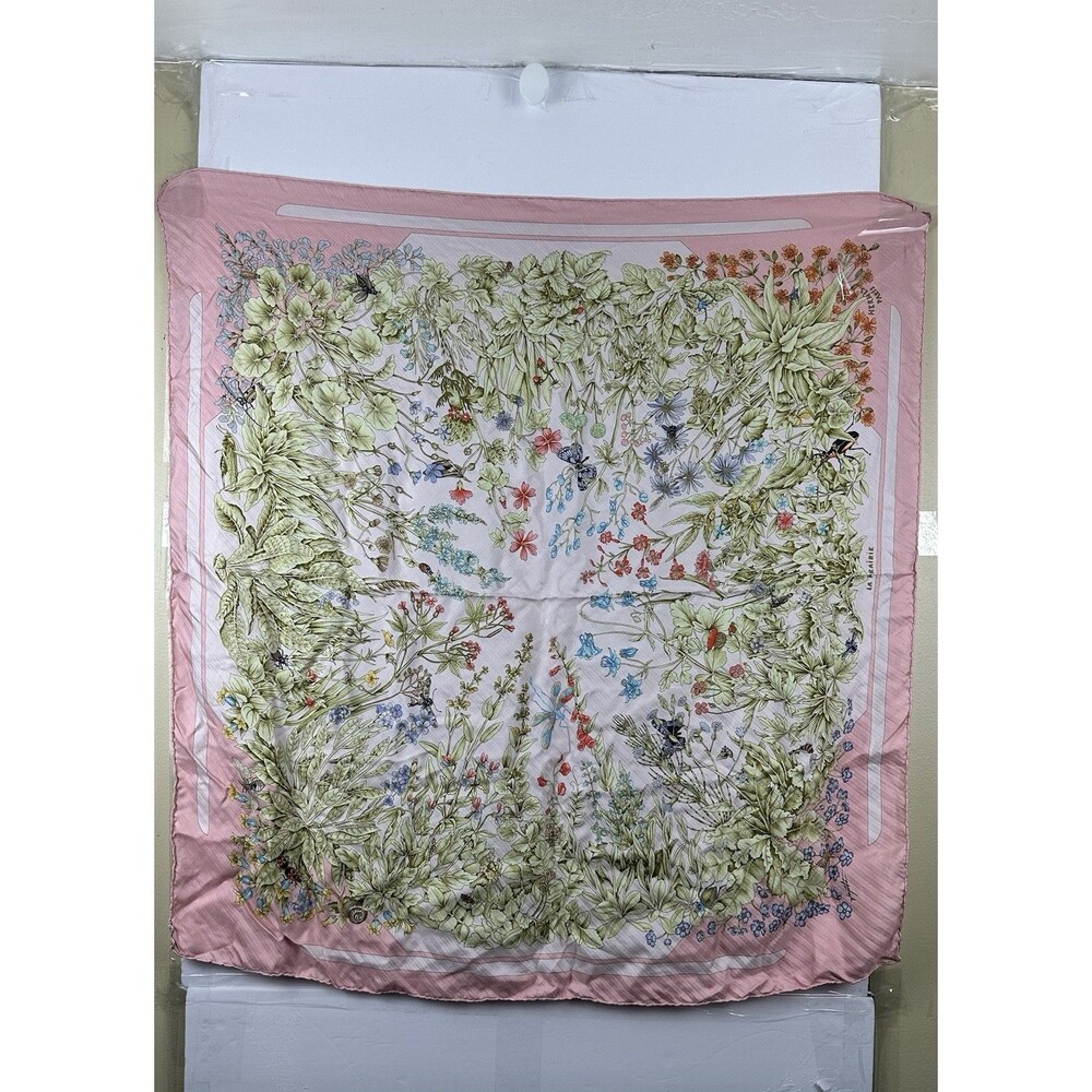 Hermes La Prairie Silk Scarf Carre 90 Pink Antoine de Jacquelot Plisse Vintage